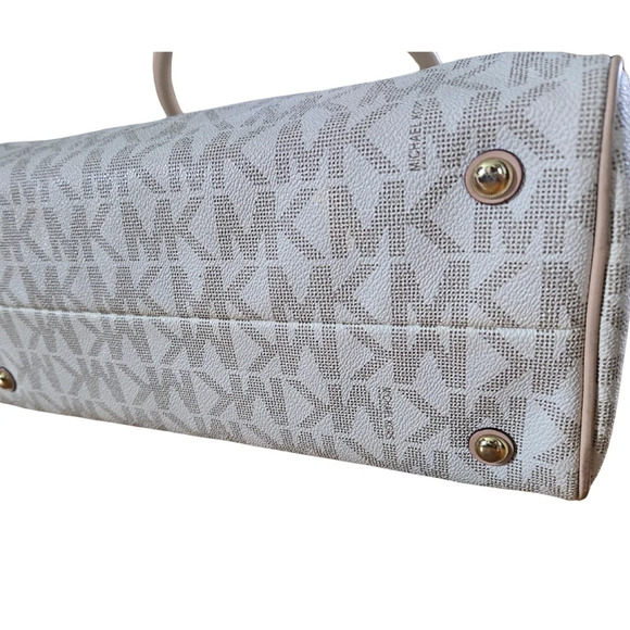 Michael Kors Satchel Handbag Cream Color Crossbody strap included - Picture 5 of 16